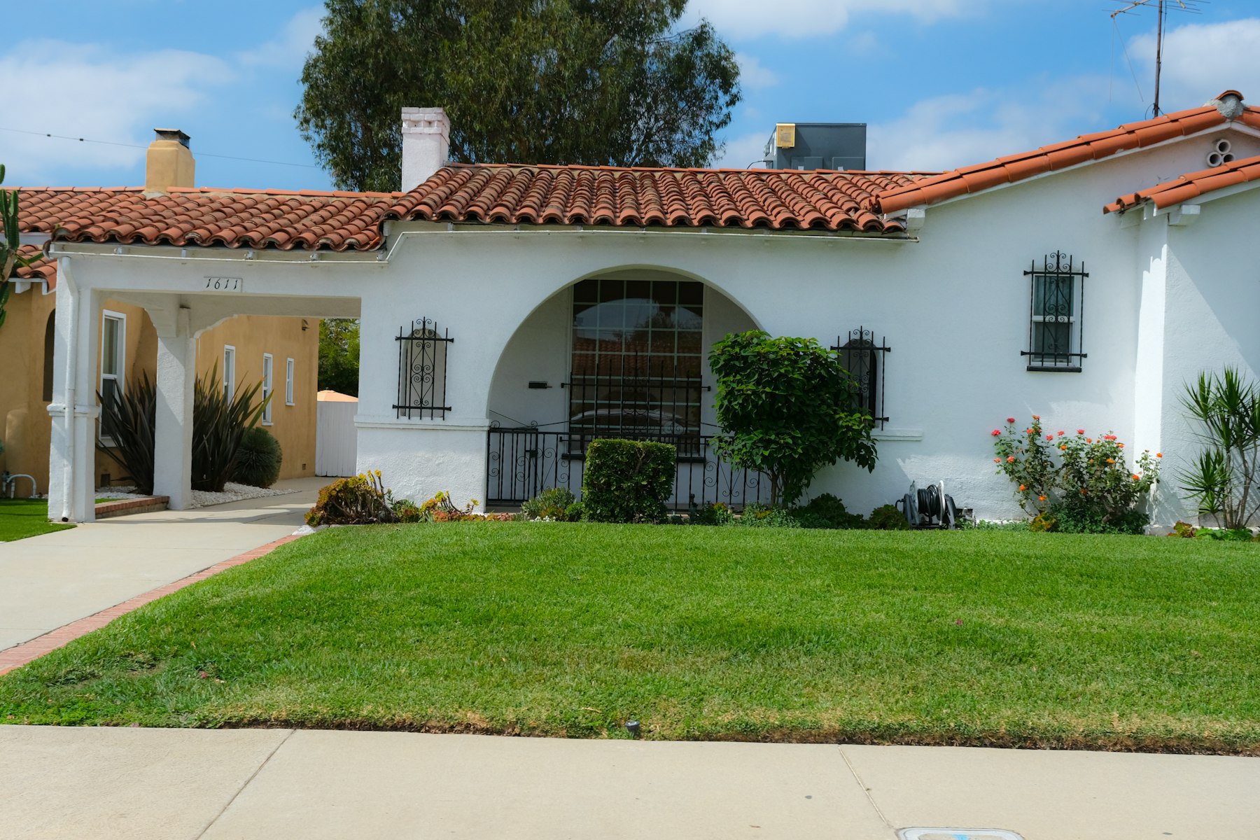 Tile roof soft wash — Apollo Beach